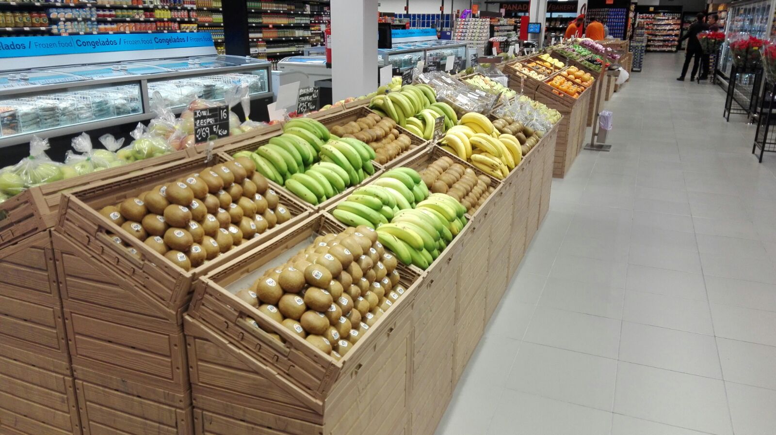 Où se procurer du rayonnage pour des fruits et légumes ?